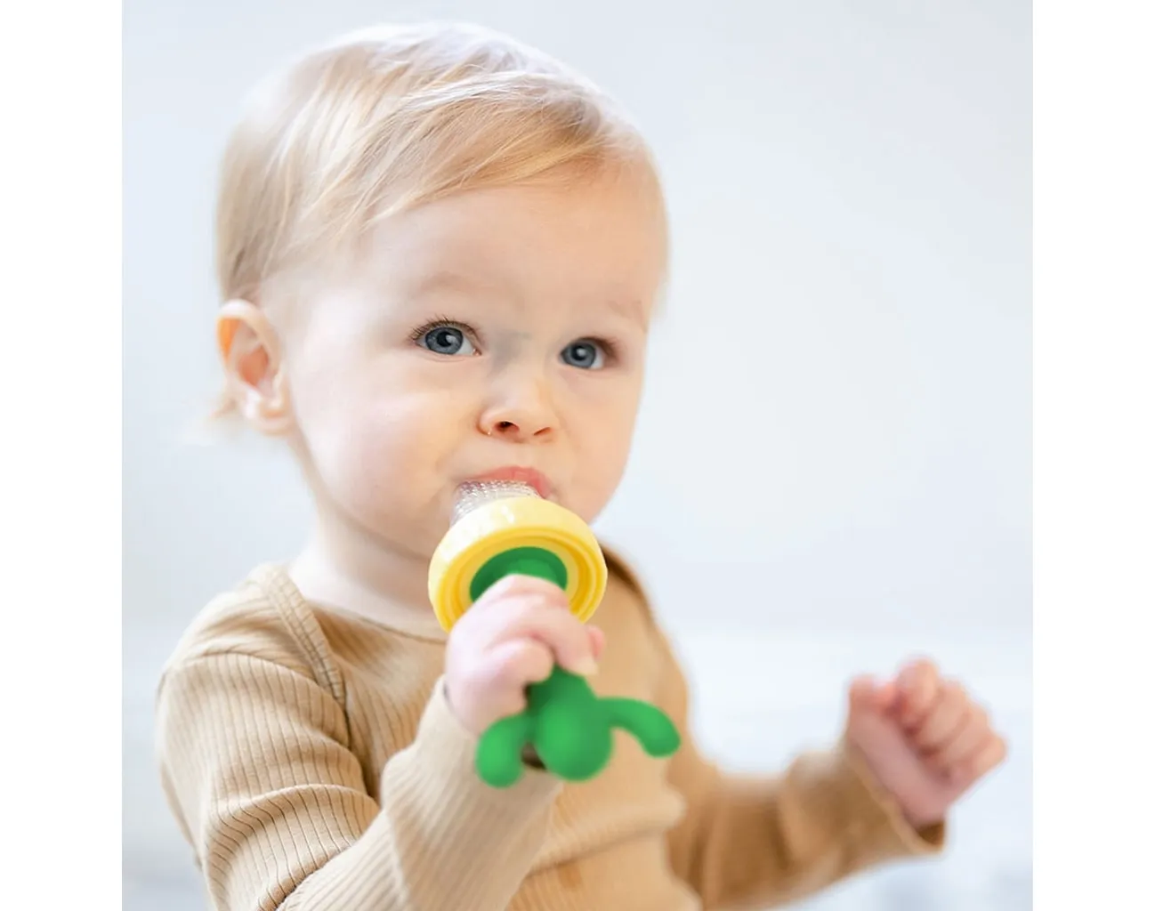 2-in-1 Feeder & Teether