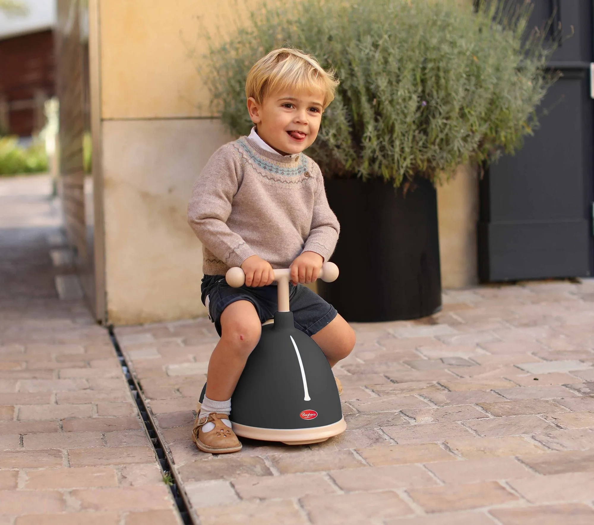 Baby's First Ride-On TWISTER - Black