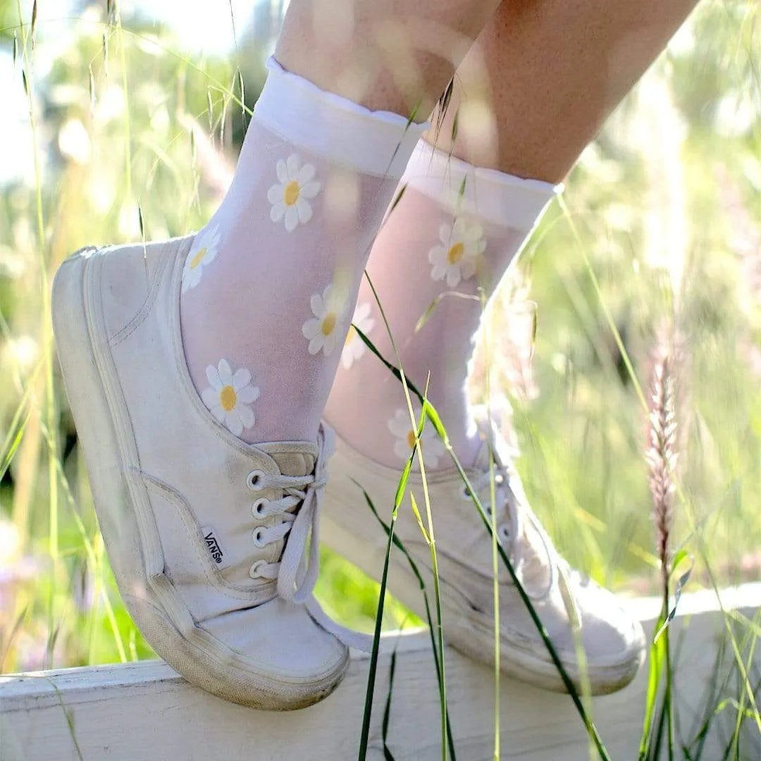 Sheer Daisy Ankle Socks